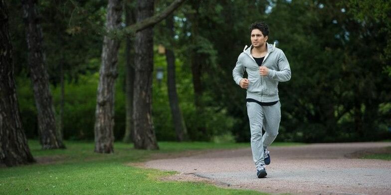 Bėgimas gerina testosterono gamybą, stiprina vyrišką potenciją
