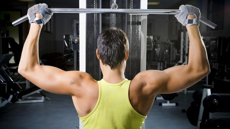 Vyrų raumenų vystymasis pagerina varpos augimą